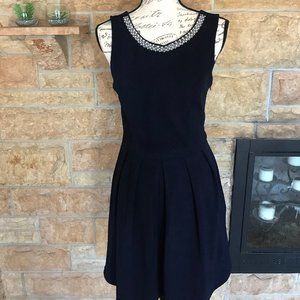 Francesca's Navy Sleeveless Dress w Pearl Collar